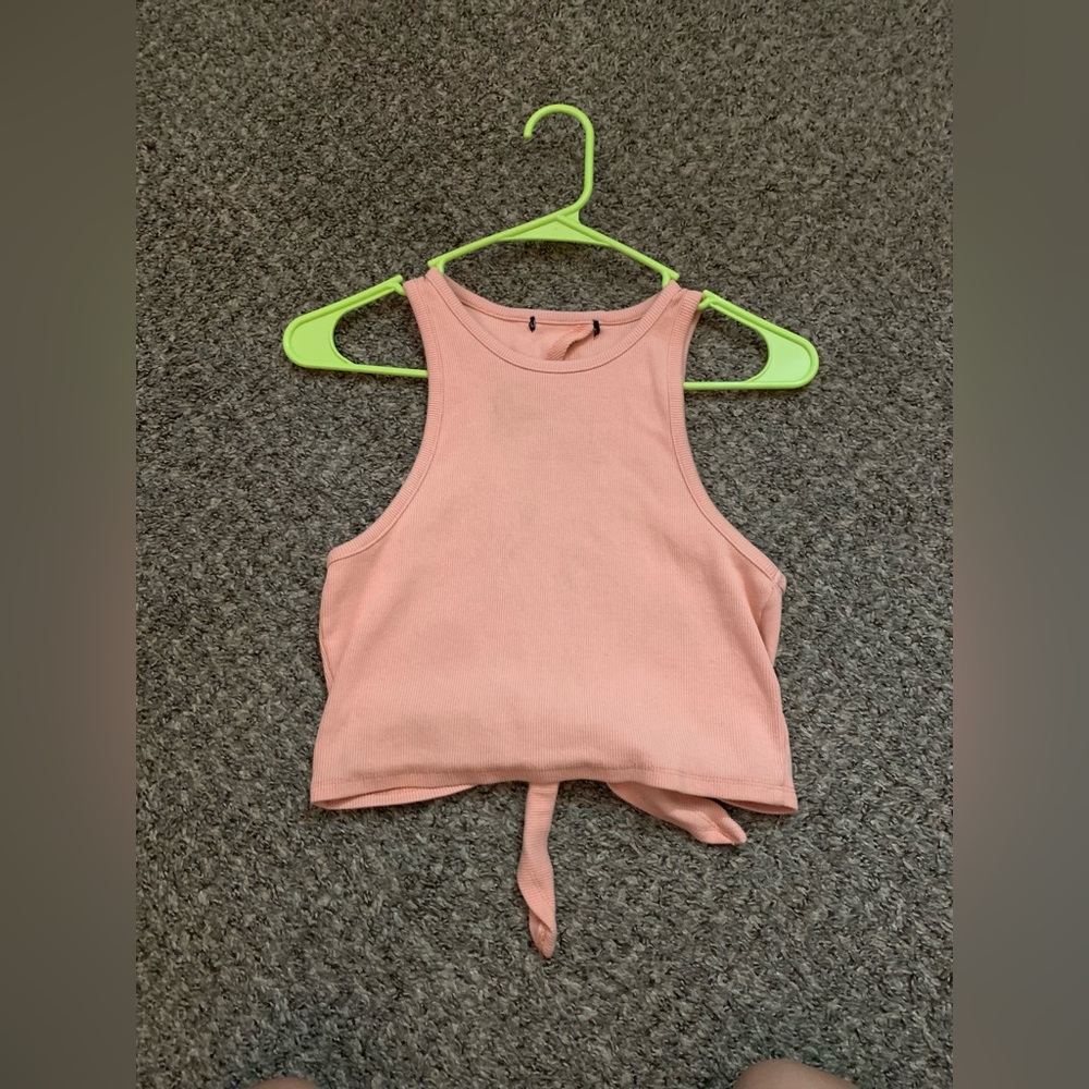 pink crop top